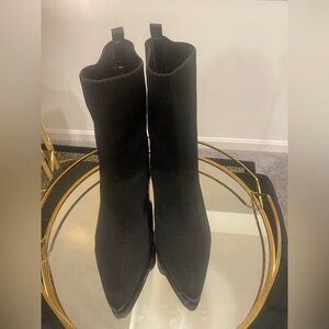 Elegant Black Women's Boots
